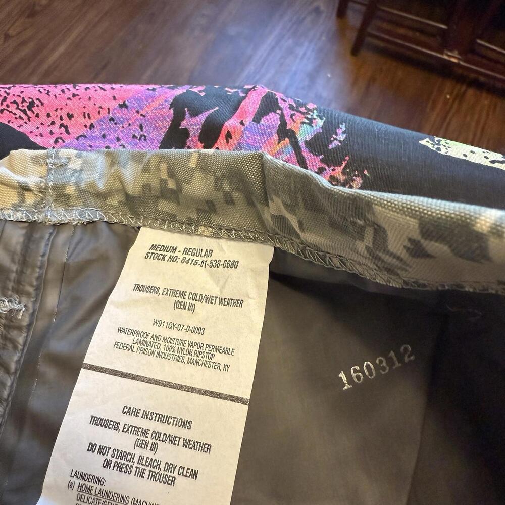 Gore-Tex ECWCS Gen III‎ Extreme Cold Wet Weather Pants OCP Size Medium Reg 38x28 - Picture 8 of 9